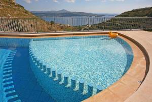 Aptera Paradise5